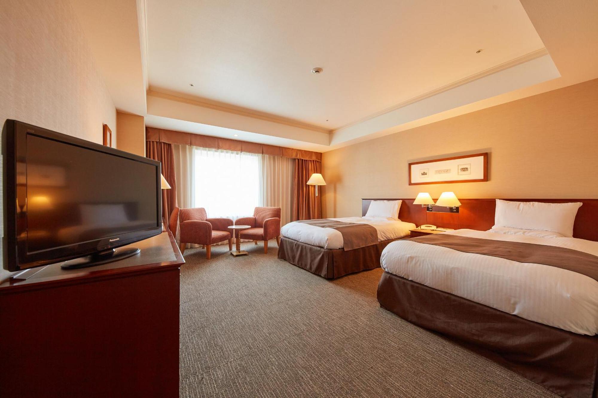 Rembrandt Hotel Ebina Buitenkant foto