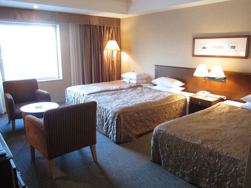 Rembrandt Hotel Ebina Buitenkant foto