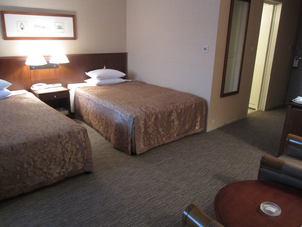 Rembrandt Hotel Ebina Buitenkant foto