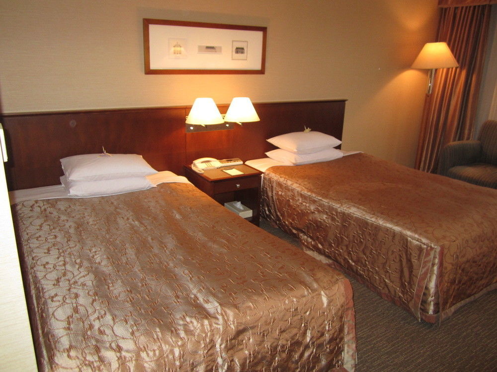 Rembrandt Hotel Ebina Buitenkant foto