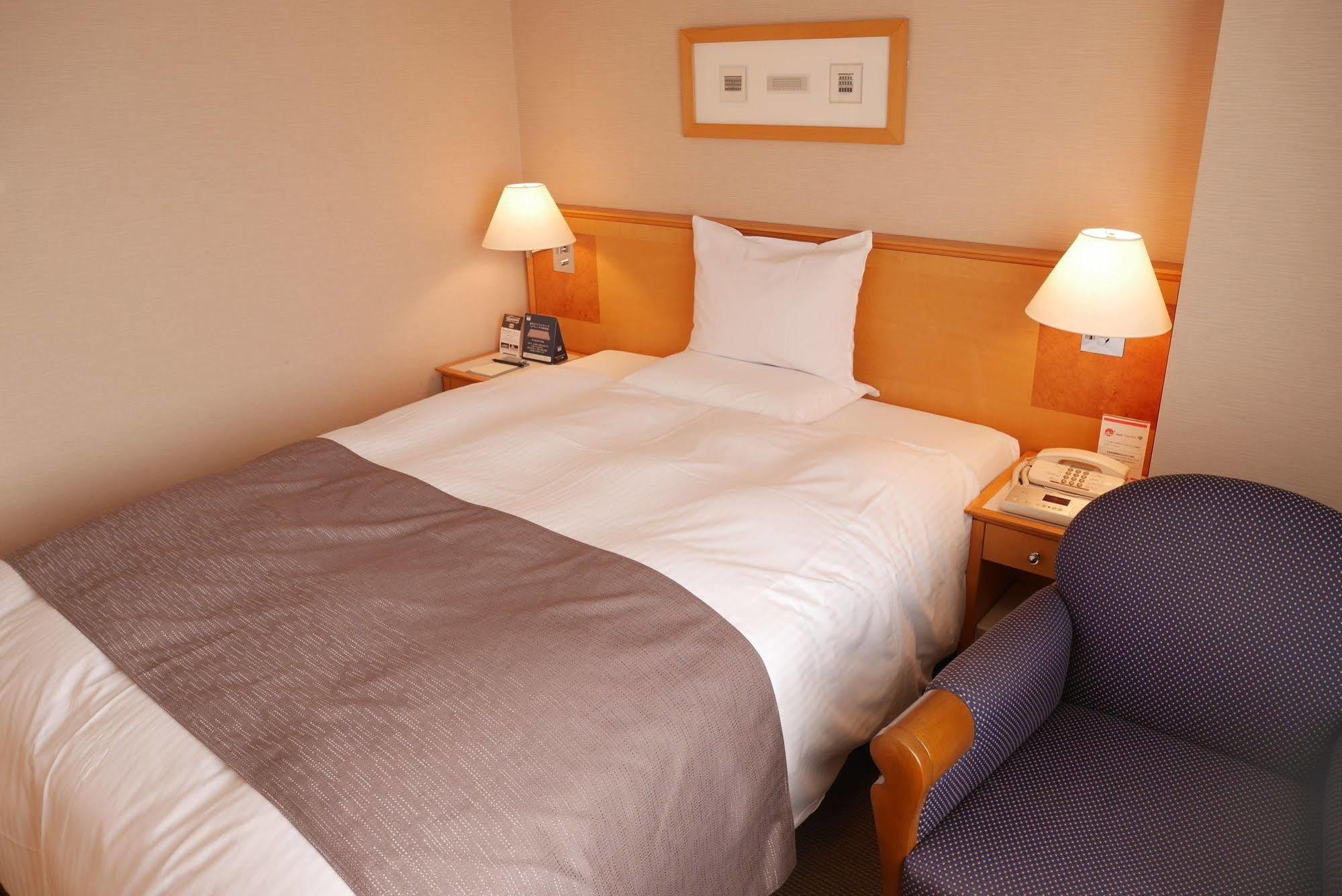 Rembrandt Hotel Ebina Buitenkant foto