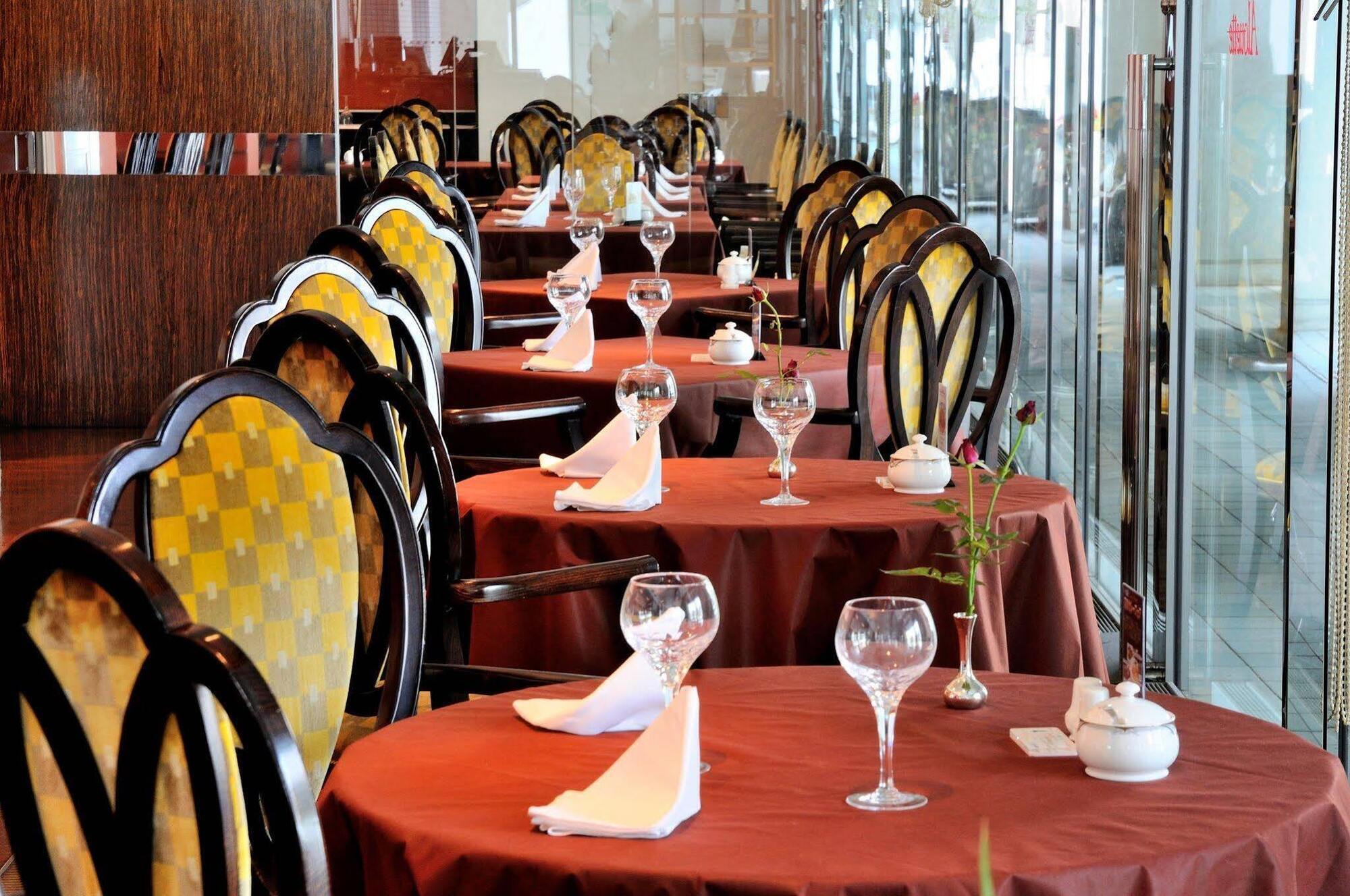 Rembrandt Hotel Ebina Buitenkant foto